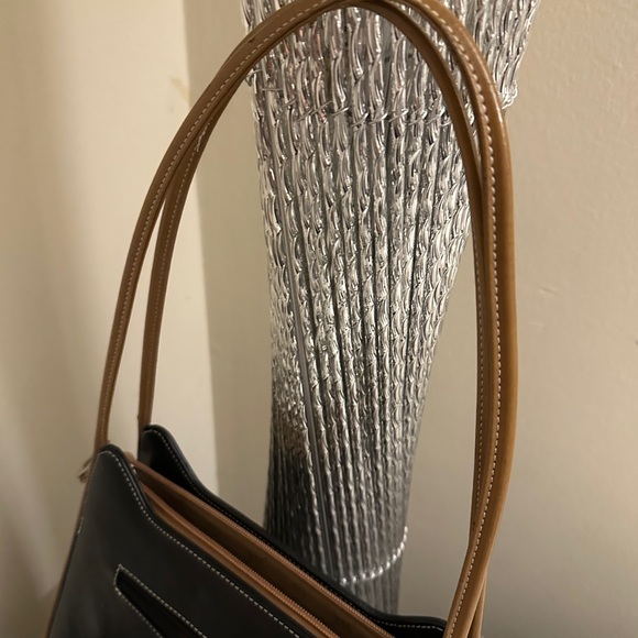 Vintage Gucci Handbag - Picture 6 of 11